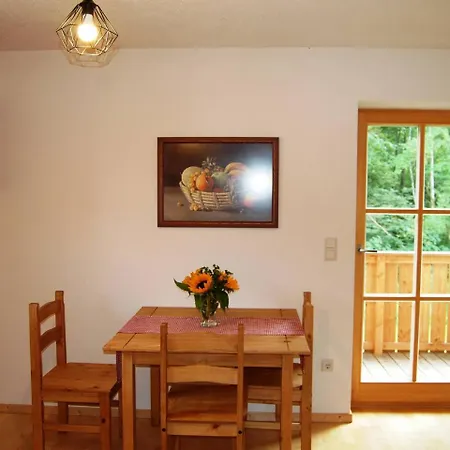 Ferienwohnung Bachblick Apartmán Kiefersfelden
